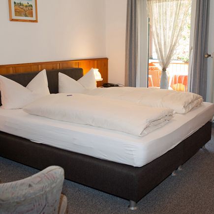 Doppelzimmer mit Balkon