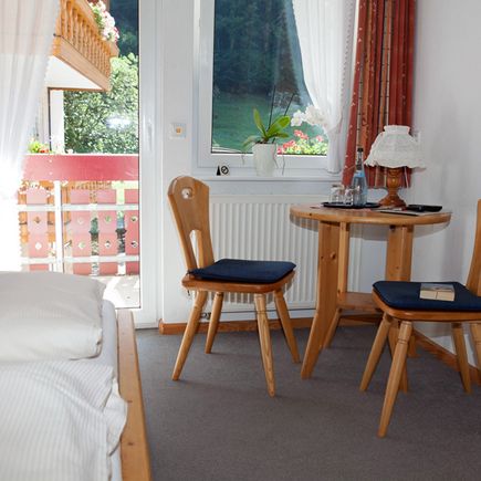 Doppelzimmer mit Balkon